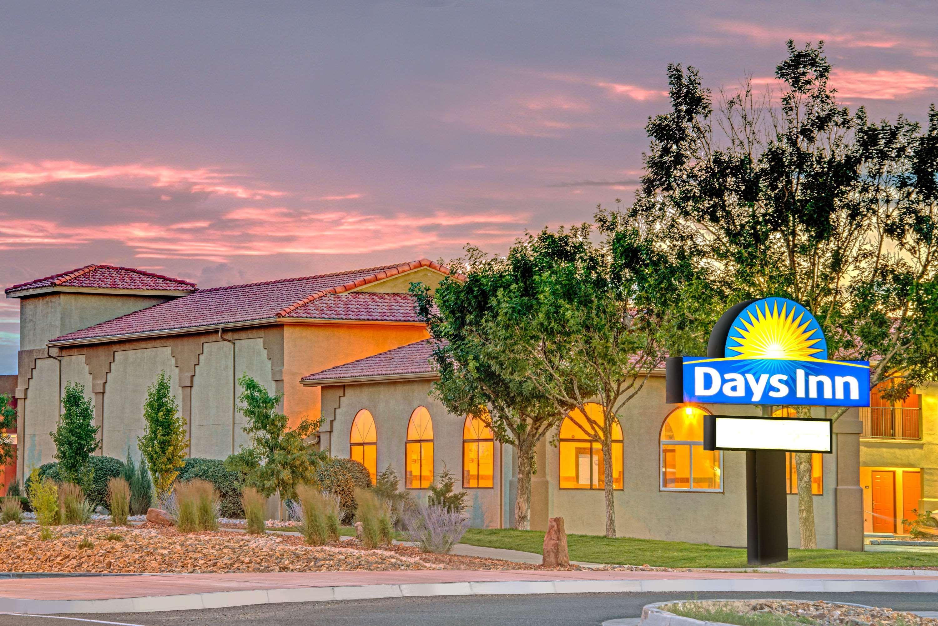 Days Inn By Wyndham Rio Rancho Dış mekan fotoğraf