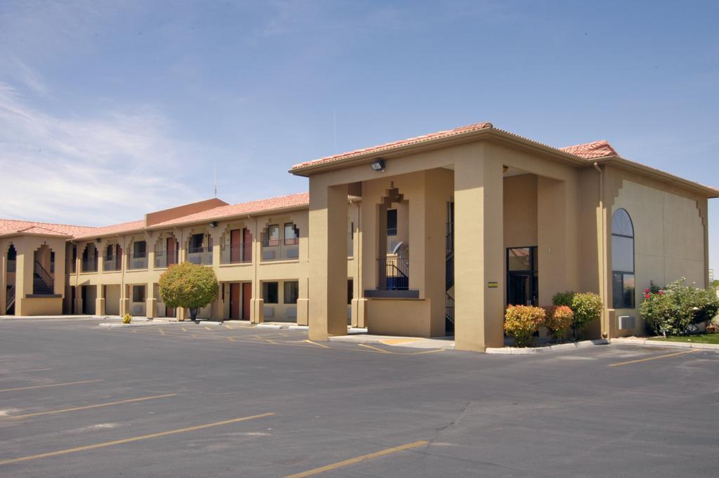 Days Inn By Wyndham Rio Rancho Dış mekan fotoğraf