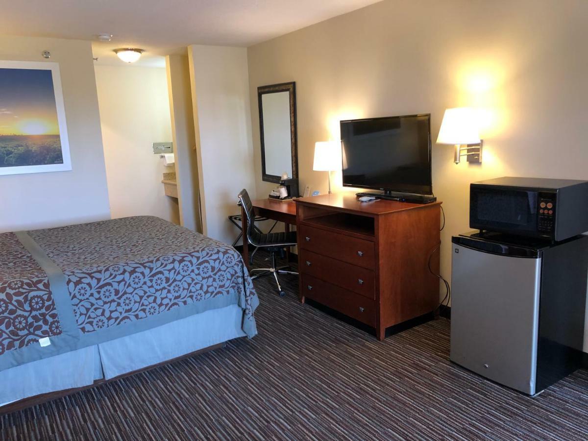 Days Inn By Wyndham Rio Rancho Dış mekan fotoğraf